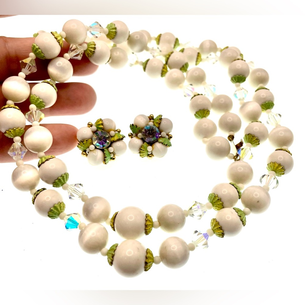 Vintage MCM Double Strand Acrylic Bead Faceted Crystals Necklace with Earrings - Picture 12 of 13